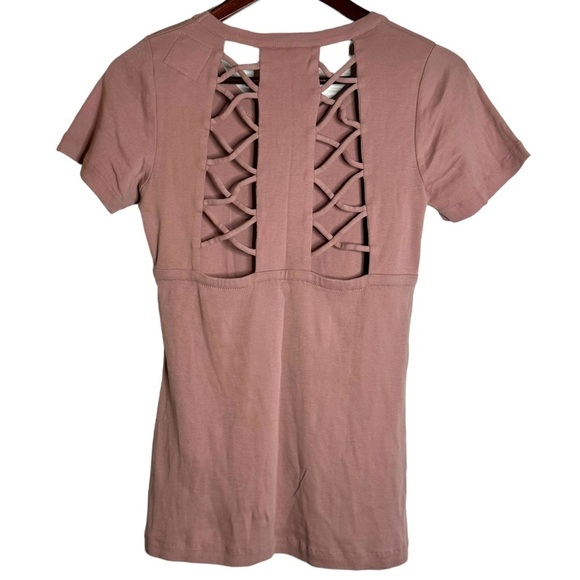 Chaser Strappy Double Vent Back Baby Ribbed Knit Tee Lattice Cutouts Pink Medium - Picture 2 of 16
